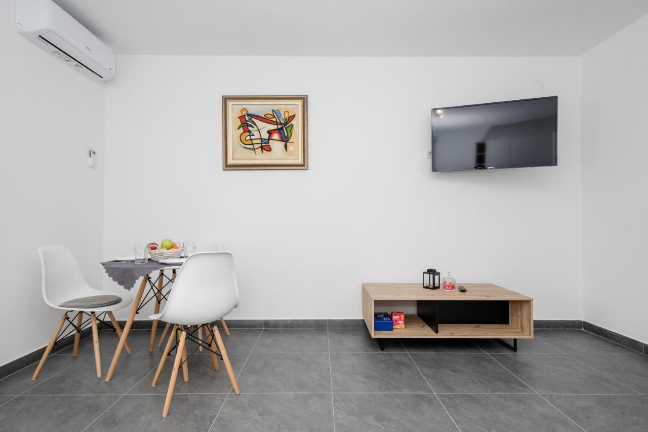 Mariva Apartments Lopar Extérieur photo